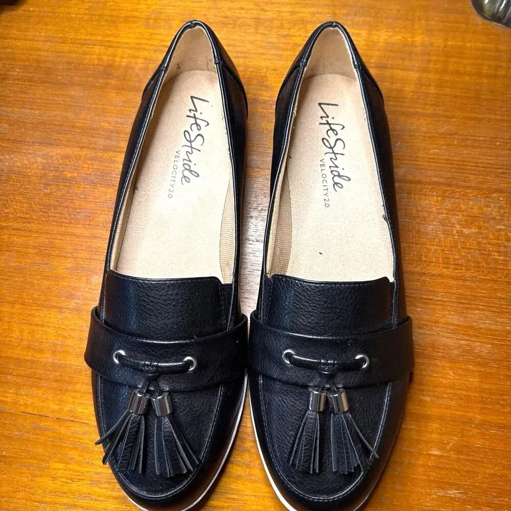 Lifestride Zee Tassle Women's Black Loafers Flats Comfort Walking